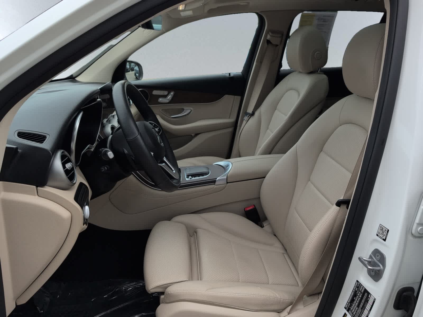used 2021 Mercedes-Benz GLC 300 car, priced at $24,998