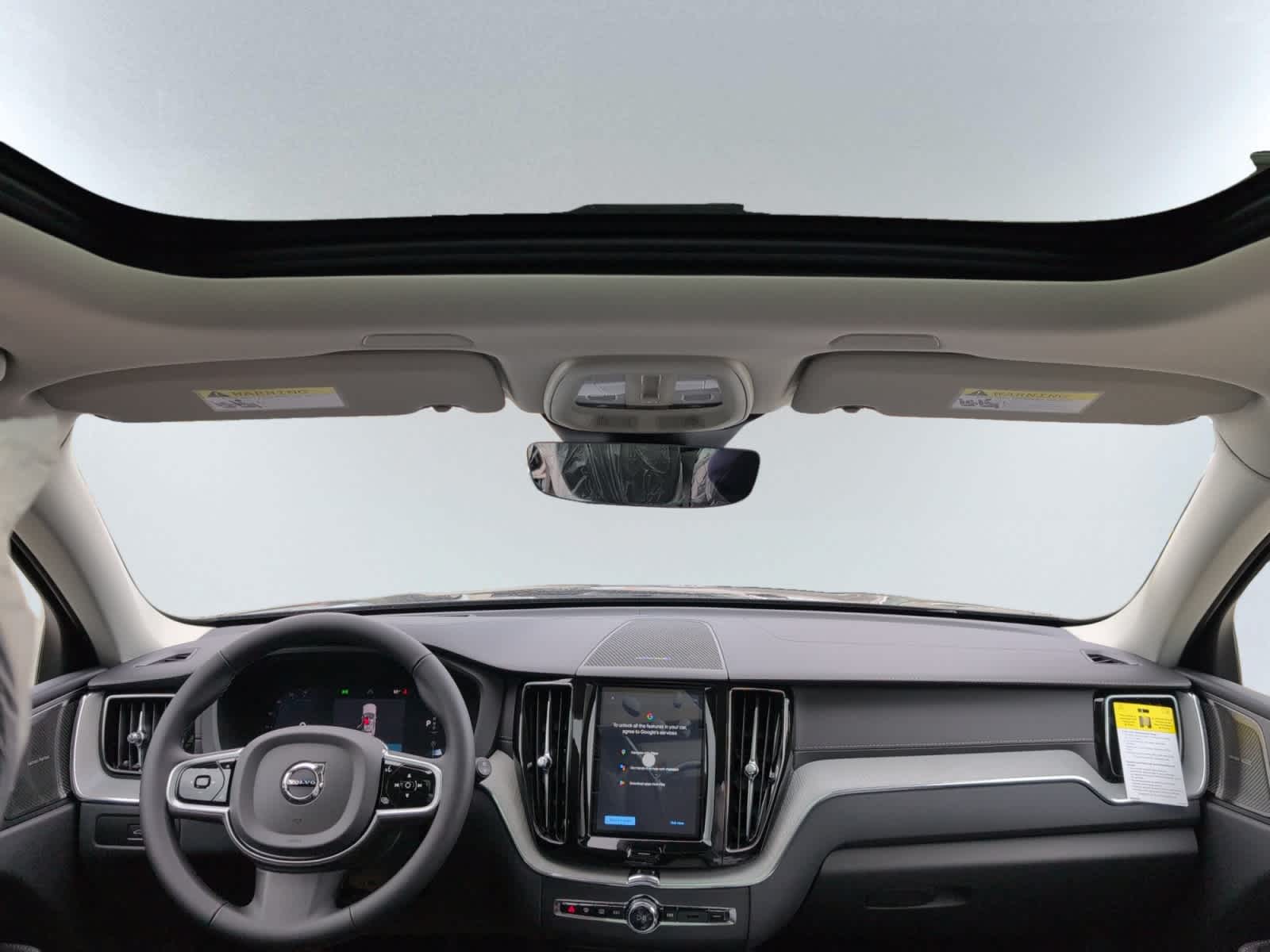 new 2025 Volvo XC60 car, priced at $60,660
