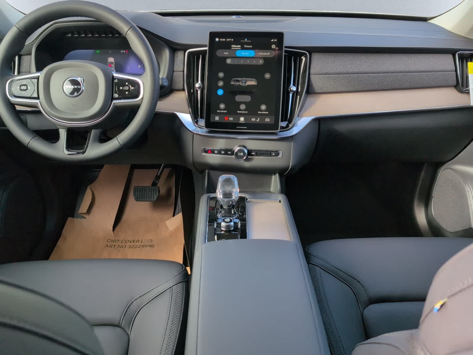 new 2025 Volvo XC90 car, priced at $69,115