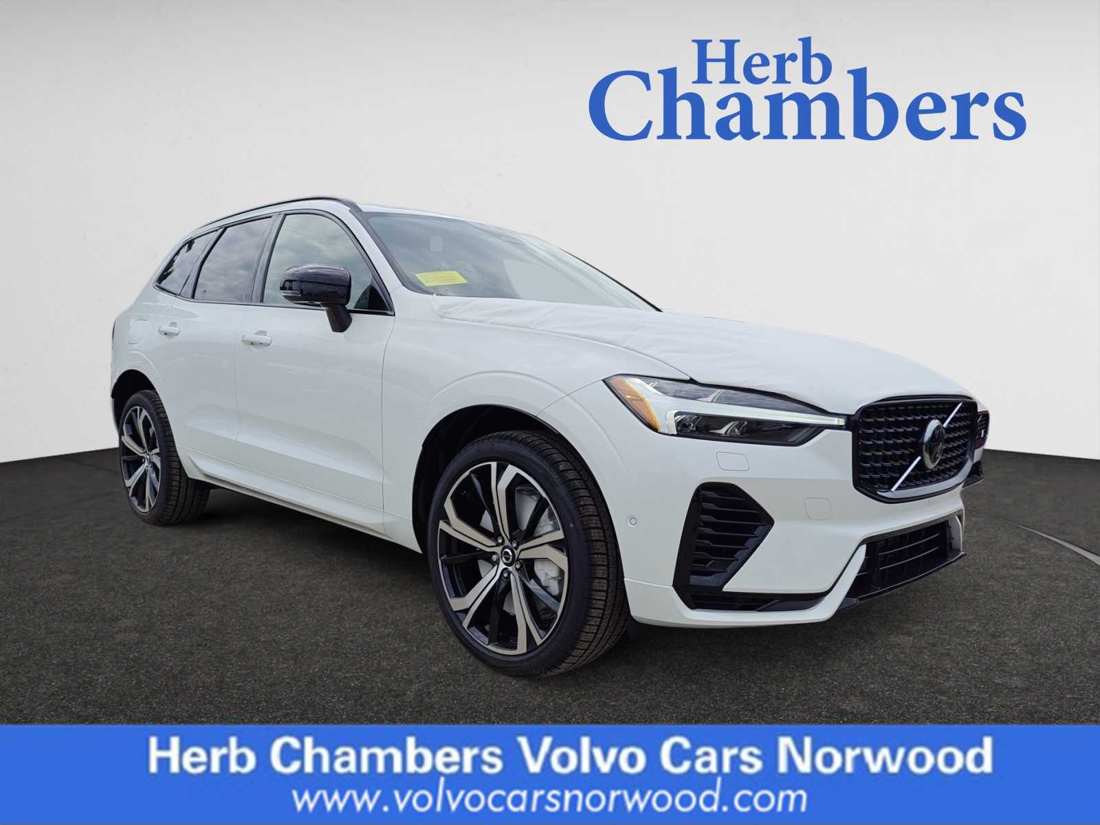 new 2025 Volvo XC60 II car, priced at $71,875