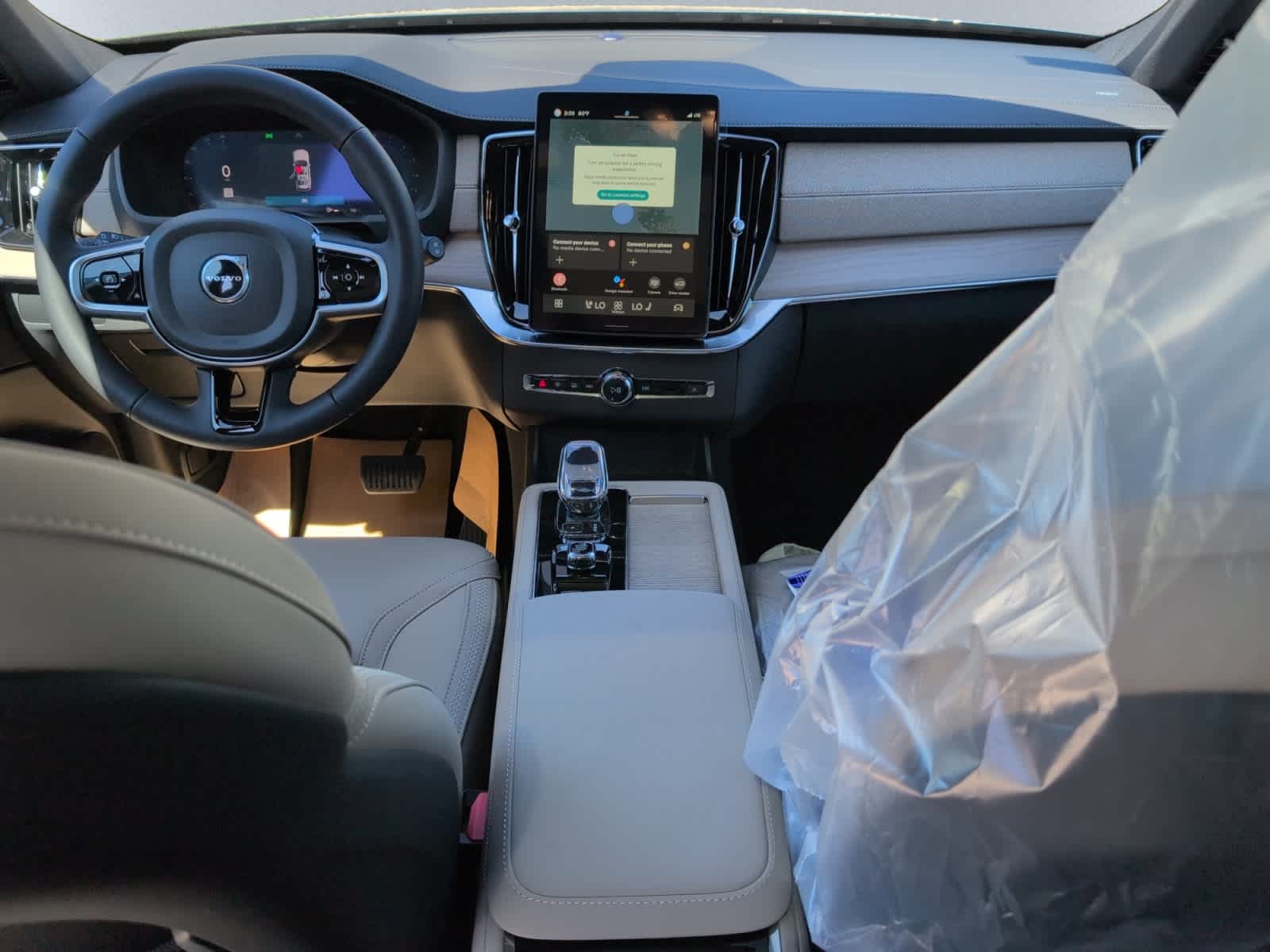 new 2025 Volvo XC90 car, priced at $60,545