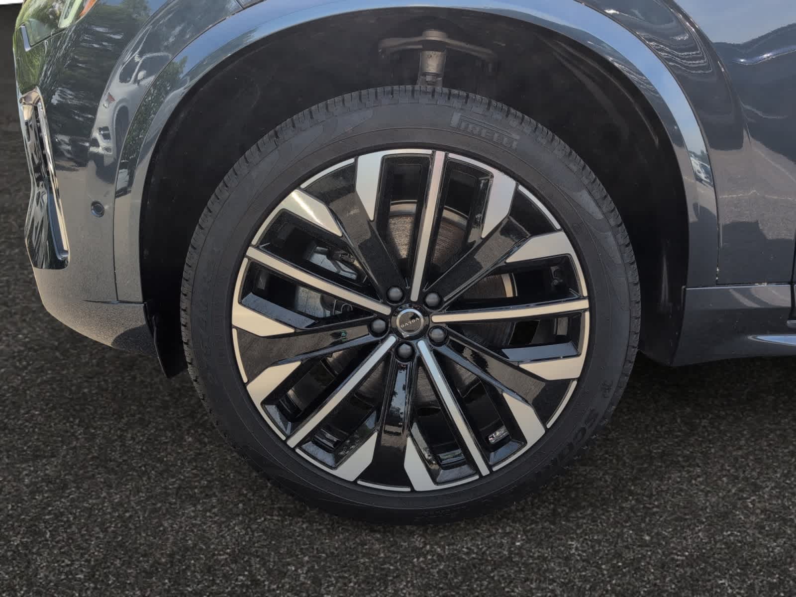new 2025 Volvo XC90 car, priced at $65,555