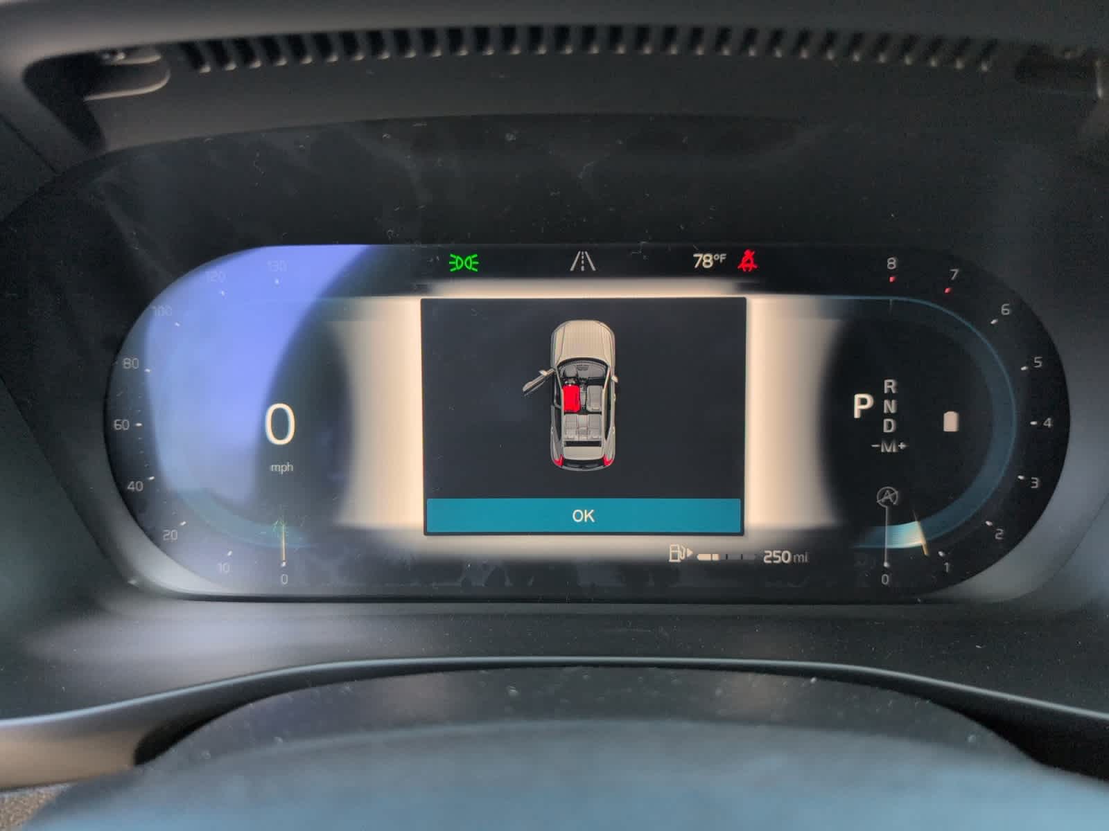 new 2025 Volvo XC40 car, priced at $42,365