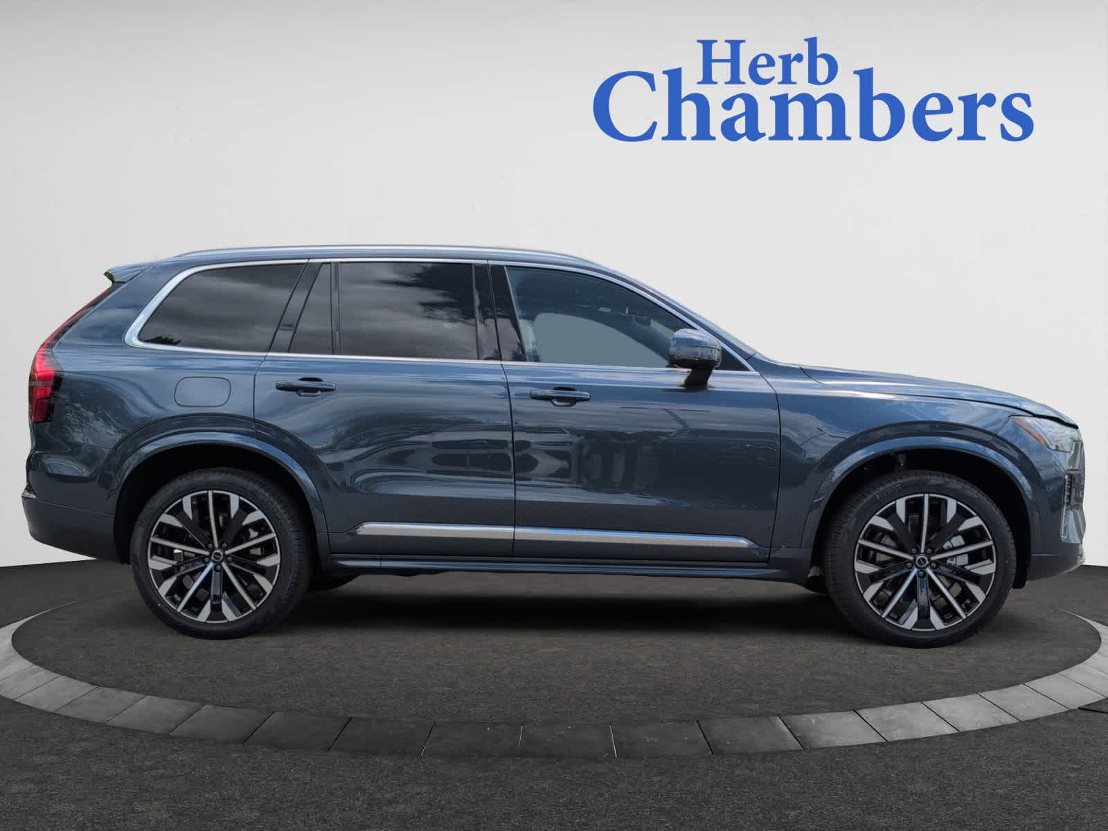 new 2025 Volvo XC90 car, priced at $60,545
