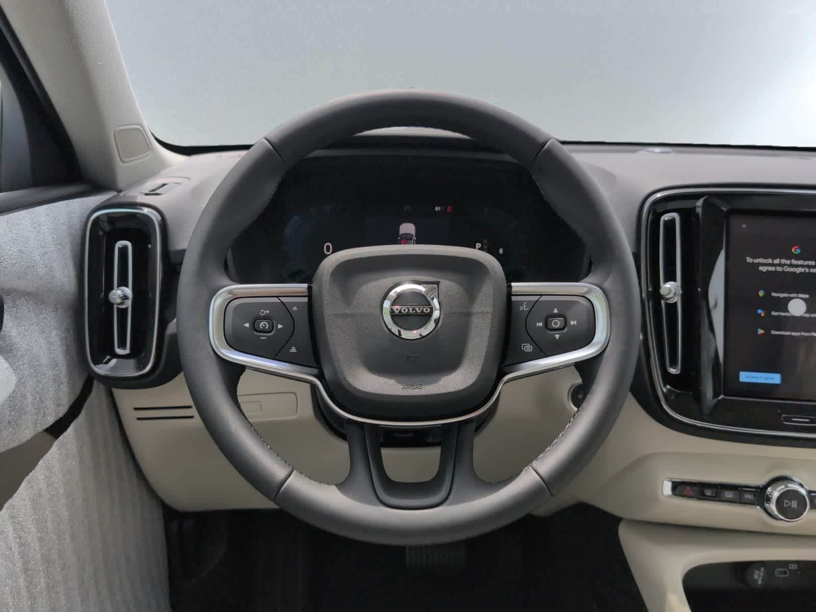 new 2025 Volvo XC40 car, priced at $49,810
