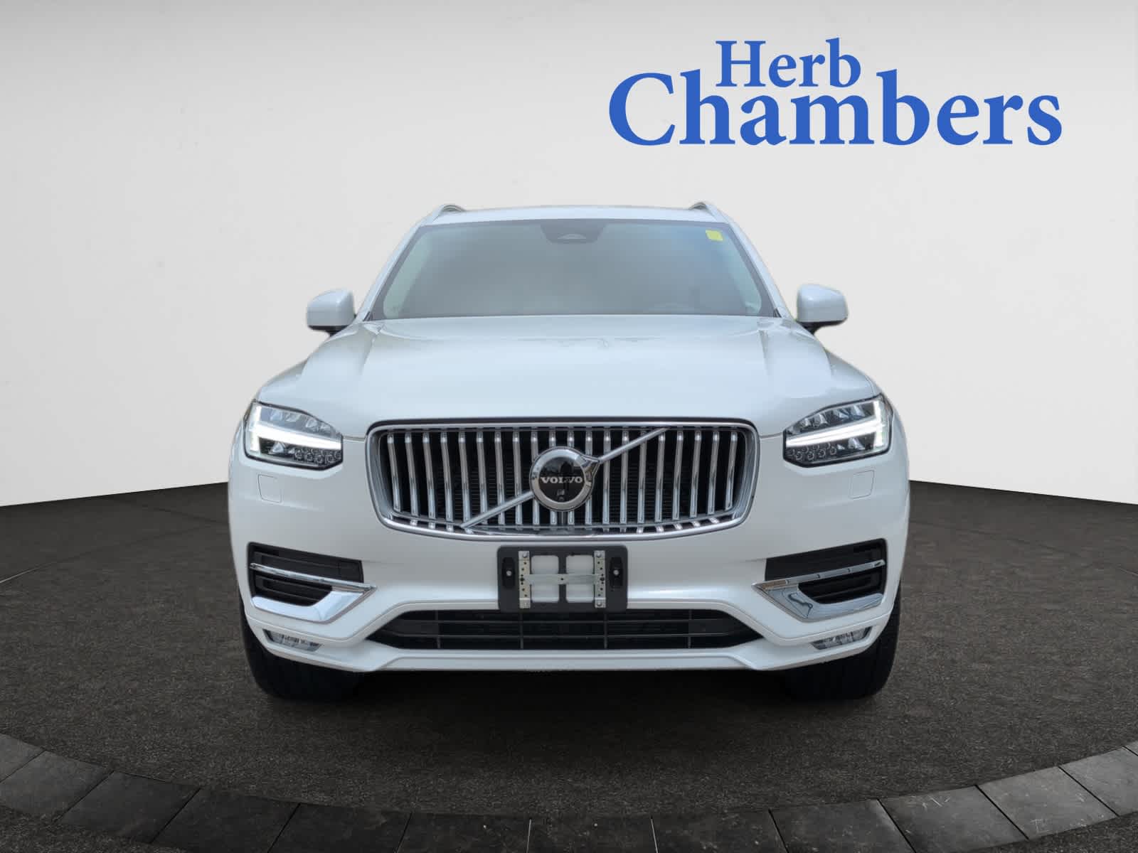 new 2024 Volvo XC90 car, priced at $55,998