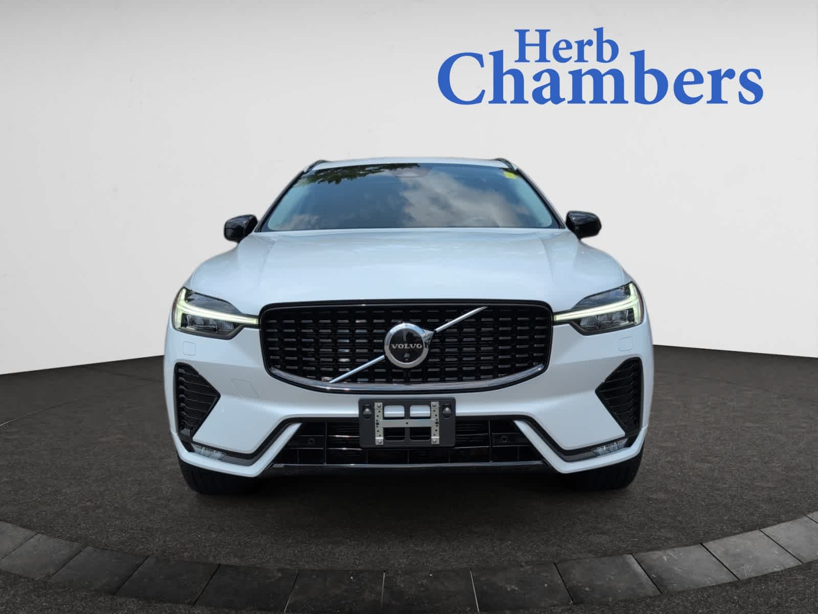 used 2025 Volvo XC60 car, priced at $49,998