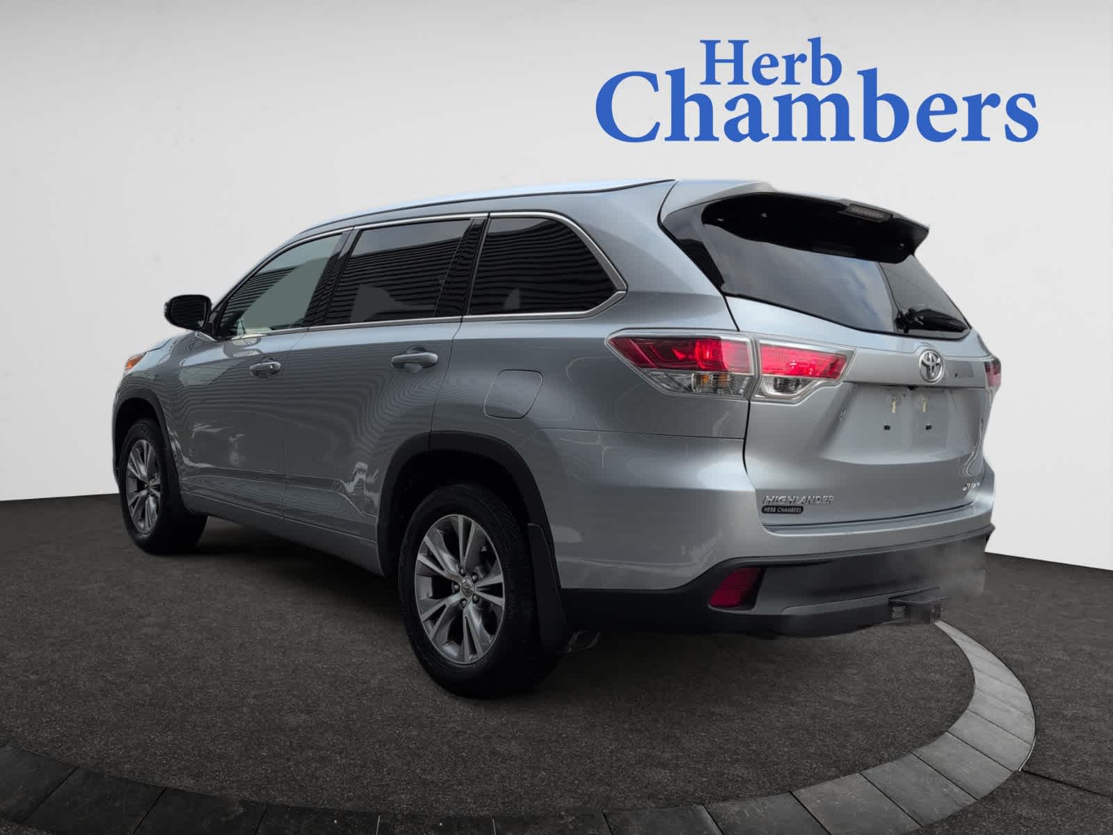 used 2015 Toyota Highlander car, priced at $22,998