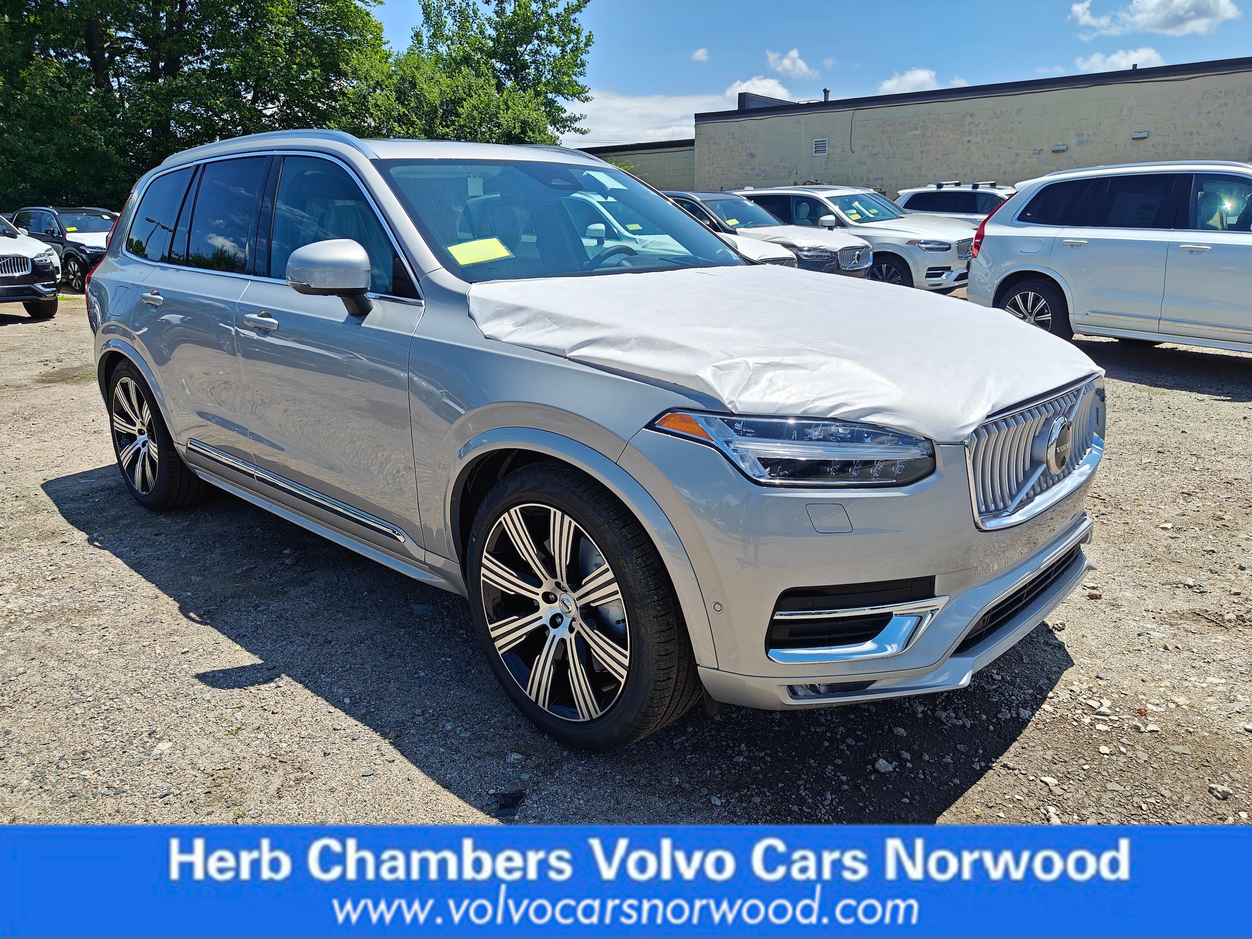 new 2023 Volvo XC90 car, priced at $78,215