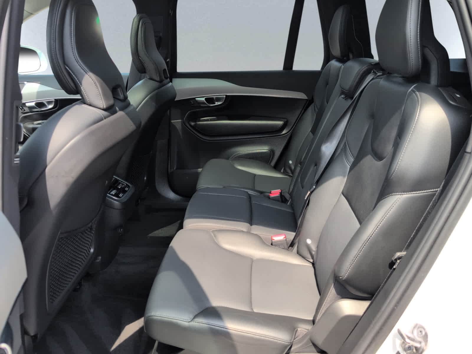 used 2022 Volvo XC90 car, priced at $42,998