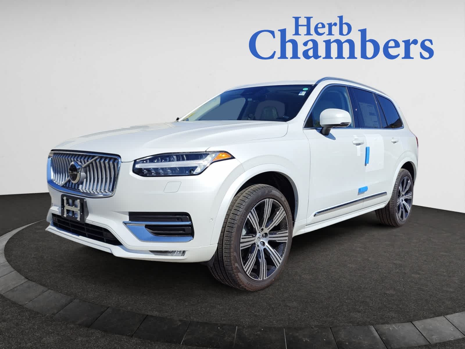 new 2025 Volvo XC90 car, priced at $68,065