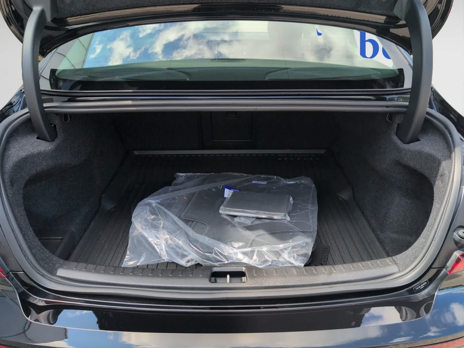 new 2024 Volvo S60 car, priced at $49,575