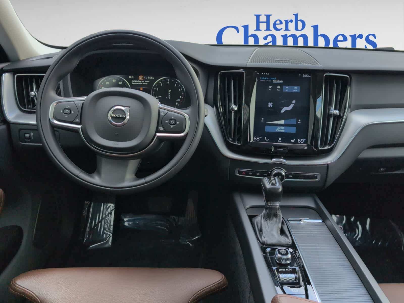 used 2019 Volvo XC60 car, priced at $25,998