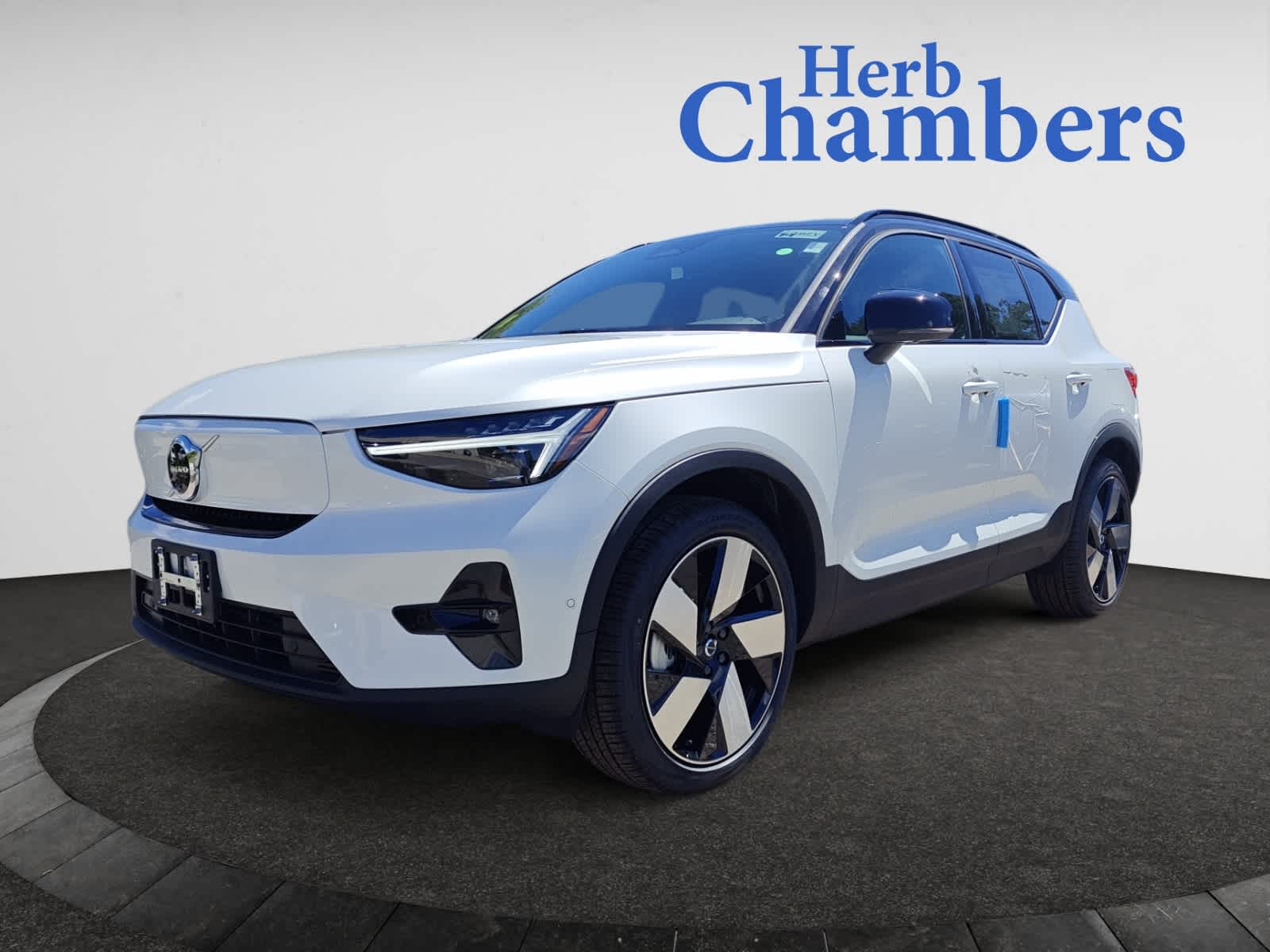 new 2024 Volvo XC40 Recharge Pure Electric car, priced at $61,525