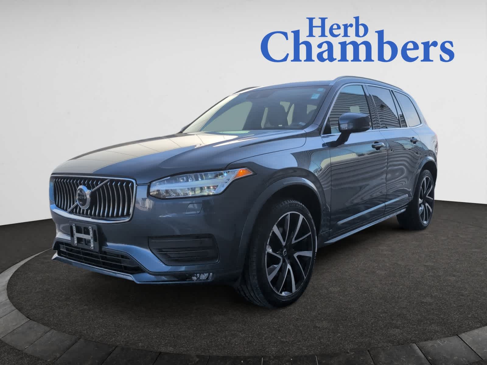 used 2022 Volvo XC90 car, priced at $38,998