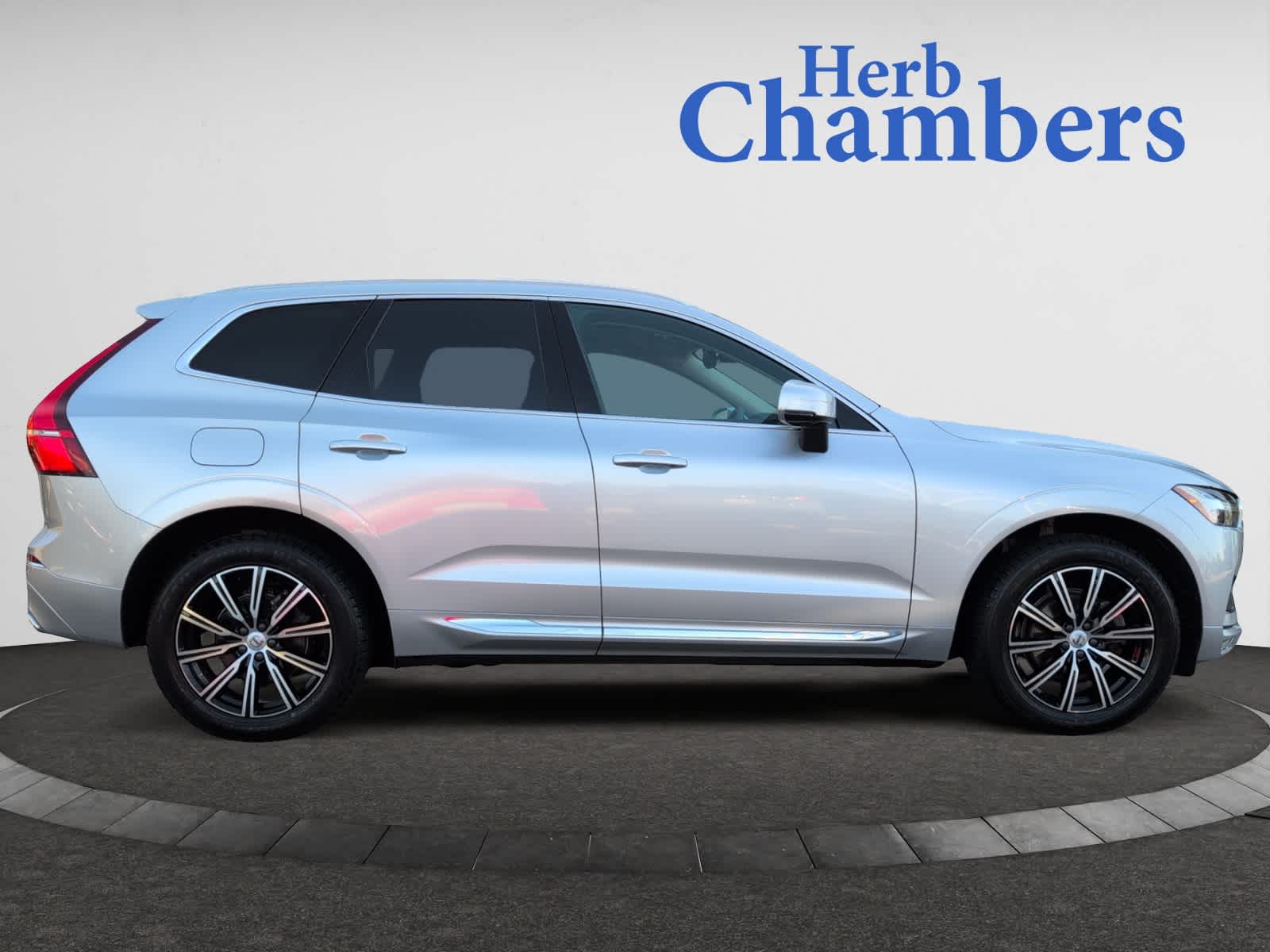 used 2021 Volvo XC60 car, priced at $32,998