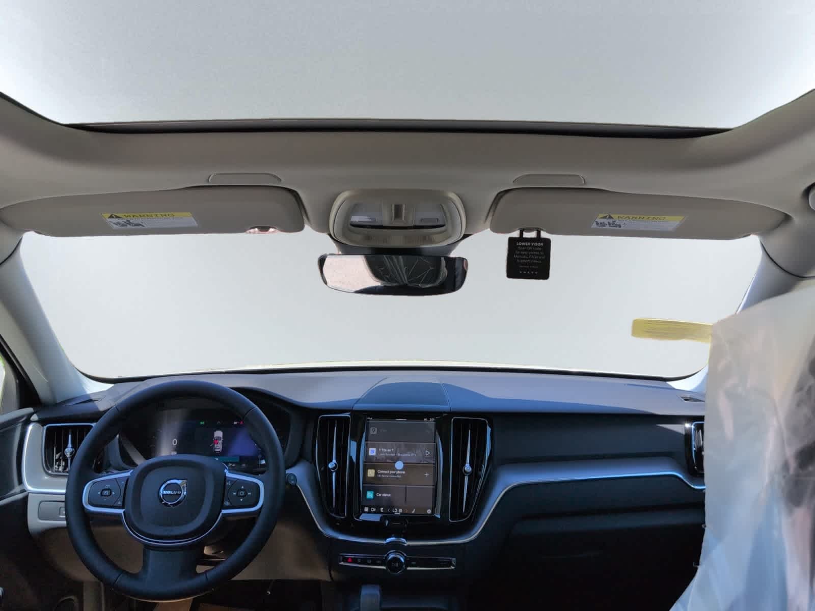 new 2025 Volvo XC60 car, priced at $50,300