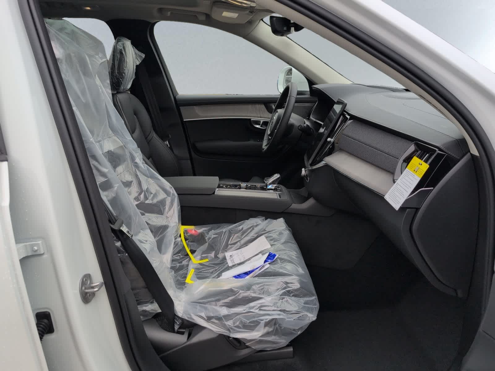 new 2025 Volvo XC90 car, priced at $72,585