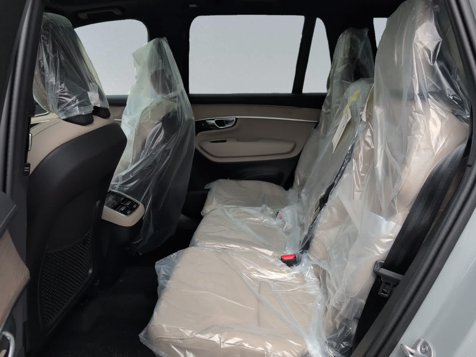 new 2025 Volvo XC90 car, priced at $60,545