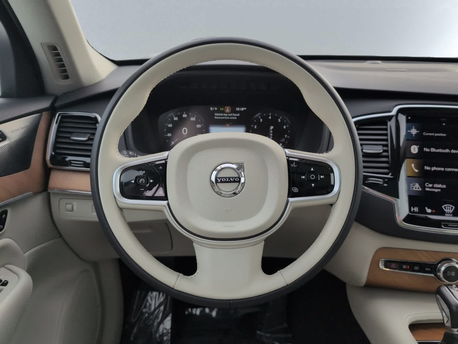 used 2022 Volvo XC90 car, priced at $43,998