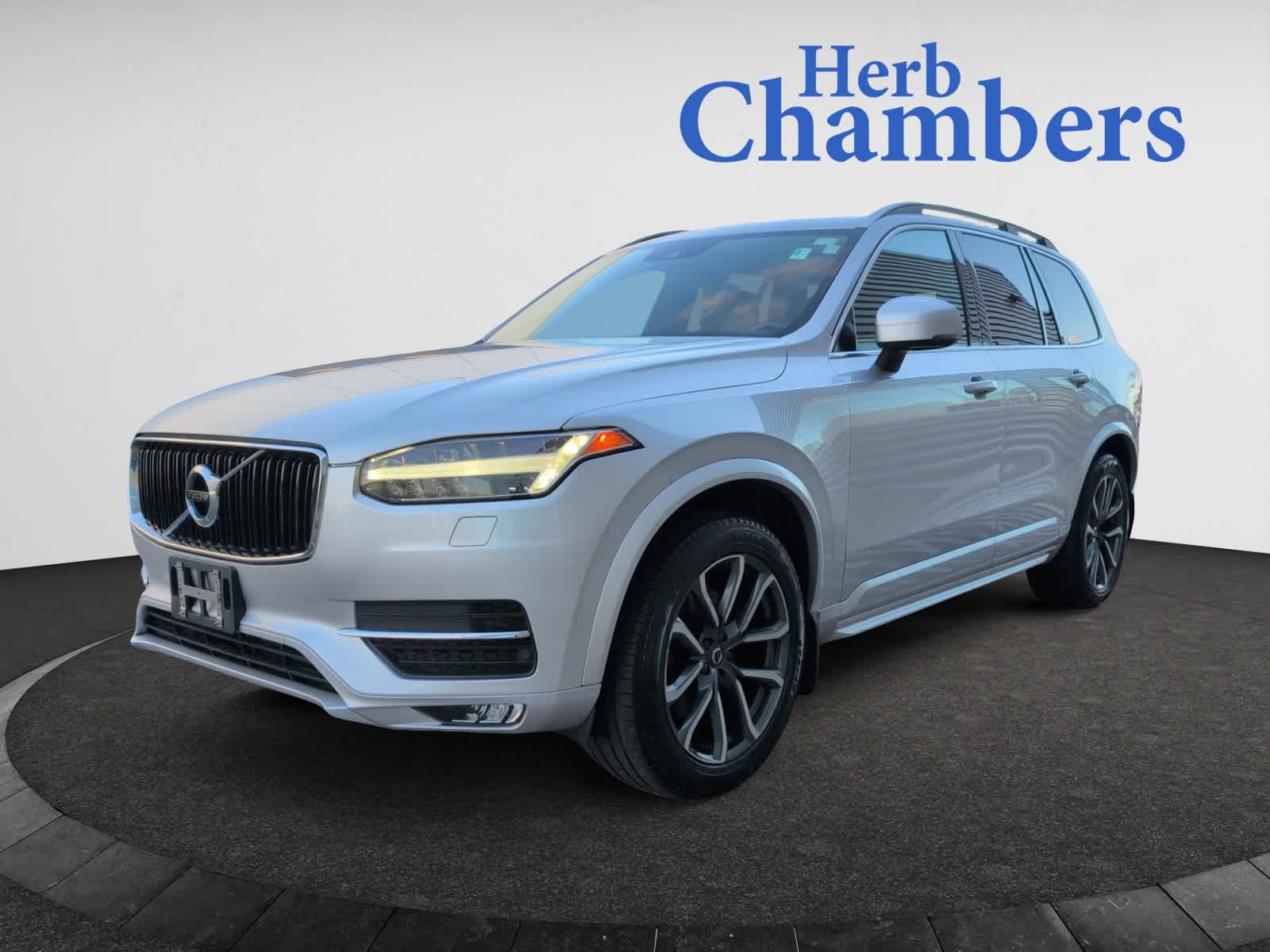 used 2018 Volvo XC90 car, priced at $20,998