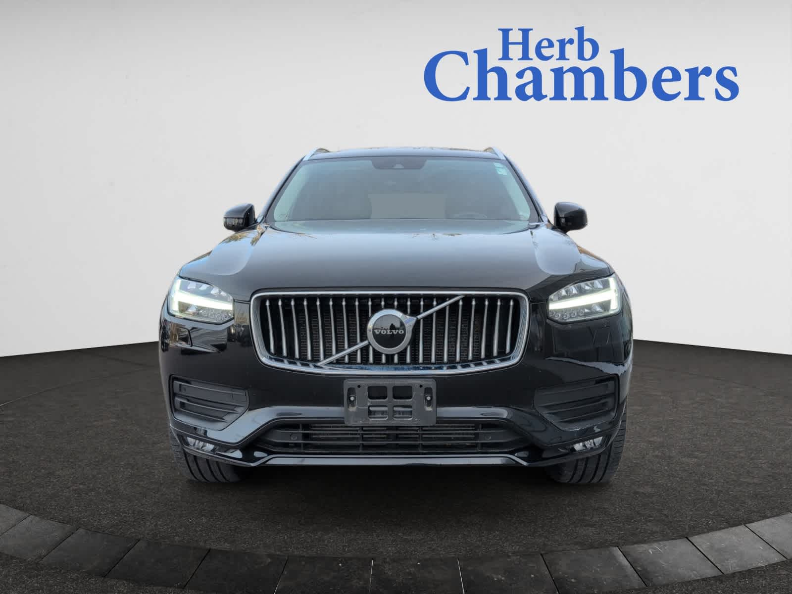 used 2022 Volvo XC90 car, priced at $39,998