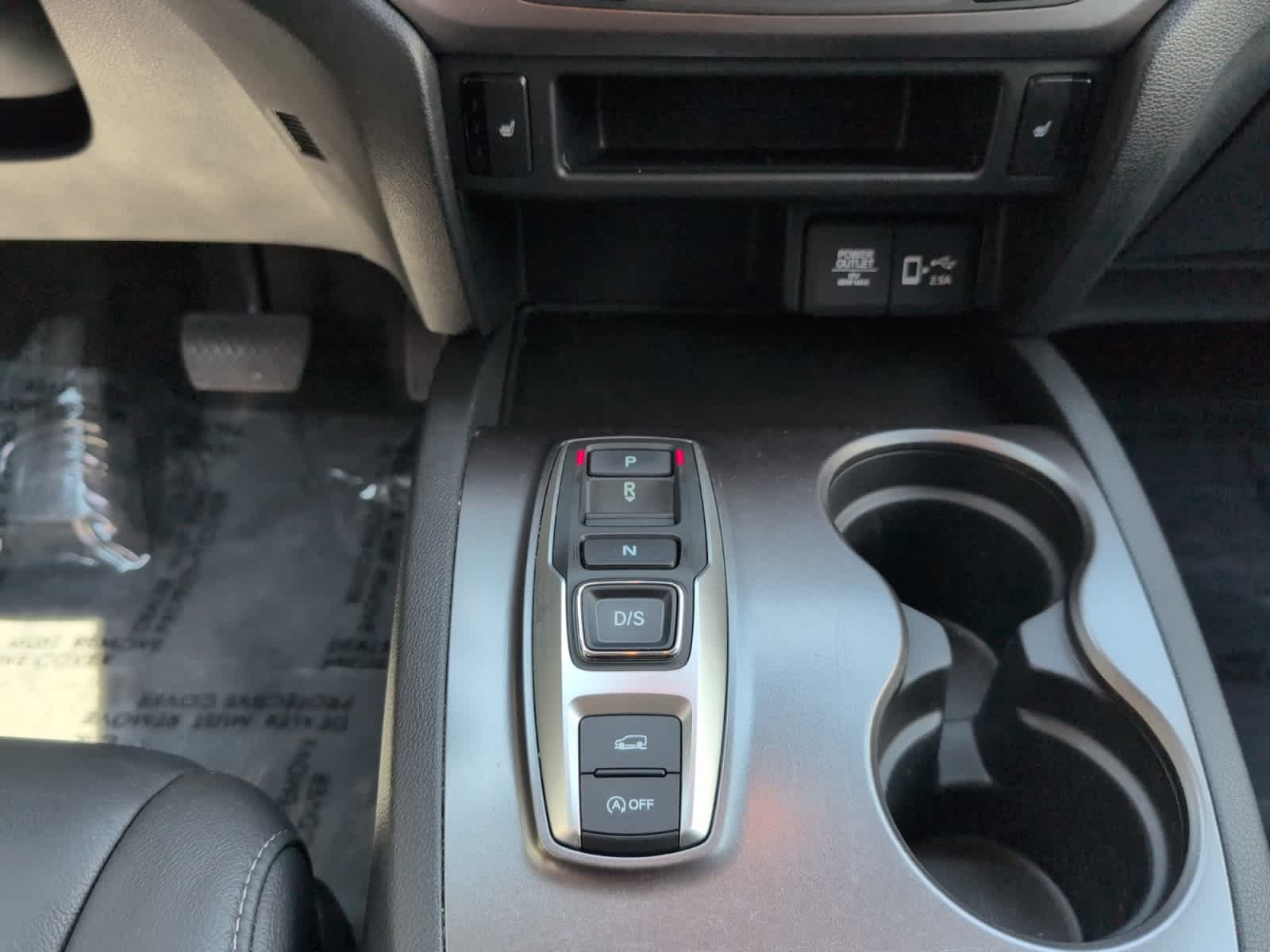 used 2022 Honda Pilot car, priced at $34,998