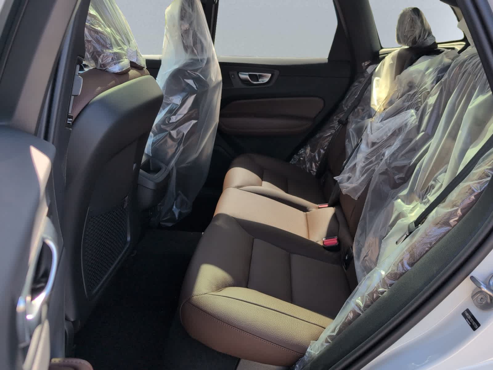 new 2025 Volvo XC60 car, priced at $54,545