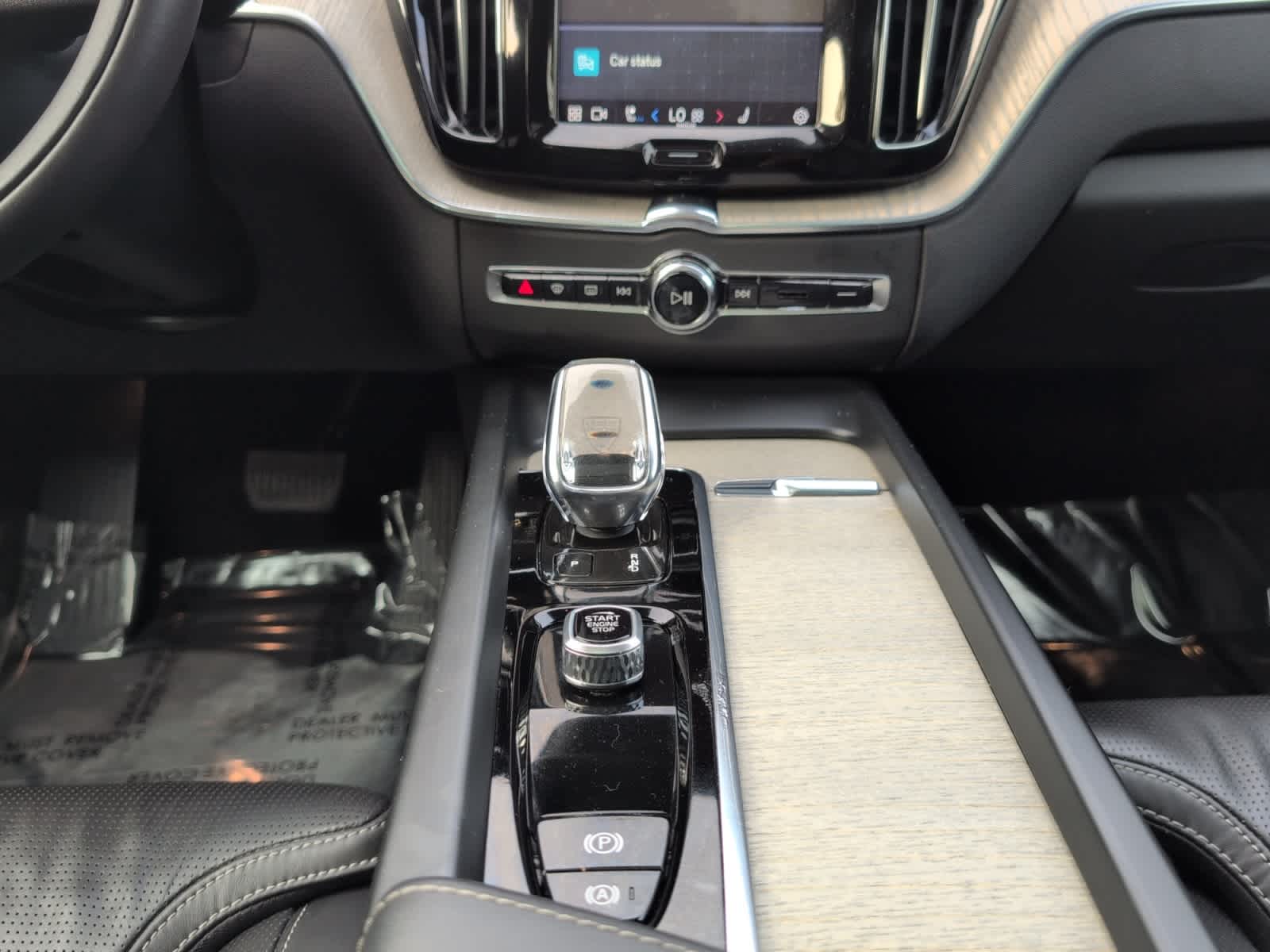 used 2022 Volvo XC60 car, priced at $40,998