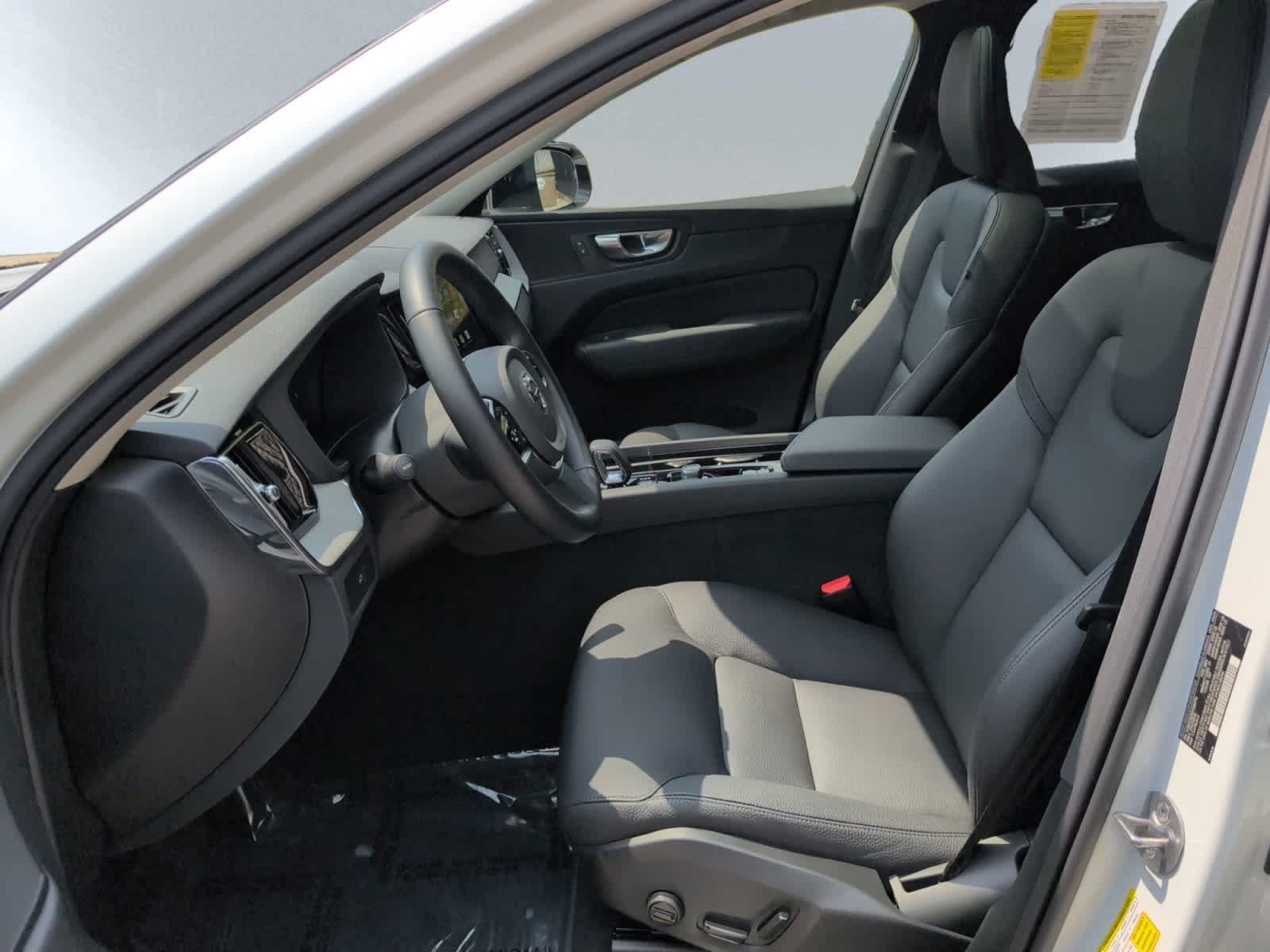 used 2025 Volvo XC60 car, priced at $49,998