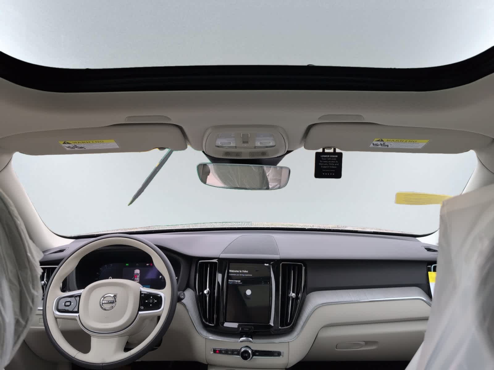 new 2025 Volvo XC60 plug-in hybrid car, priced at $66,260