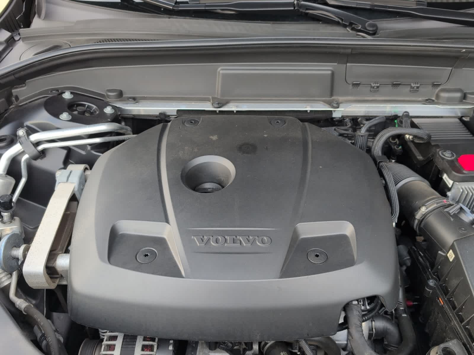 used 2019 Volvo XC60 car, priced at $25,998