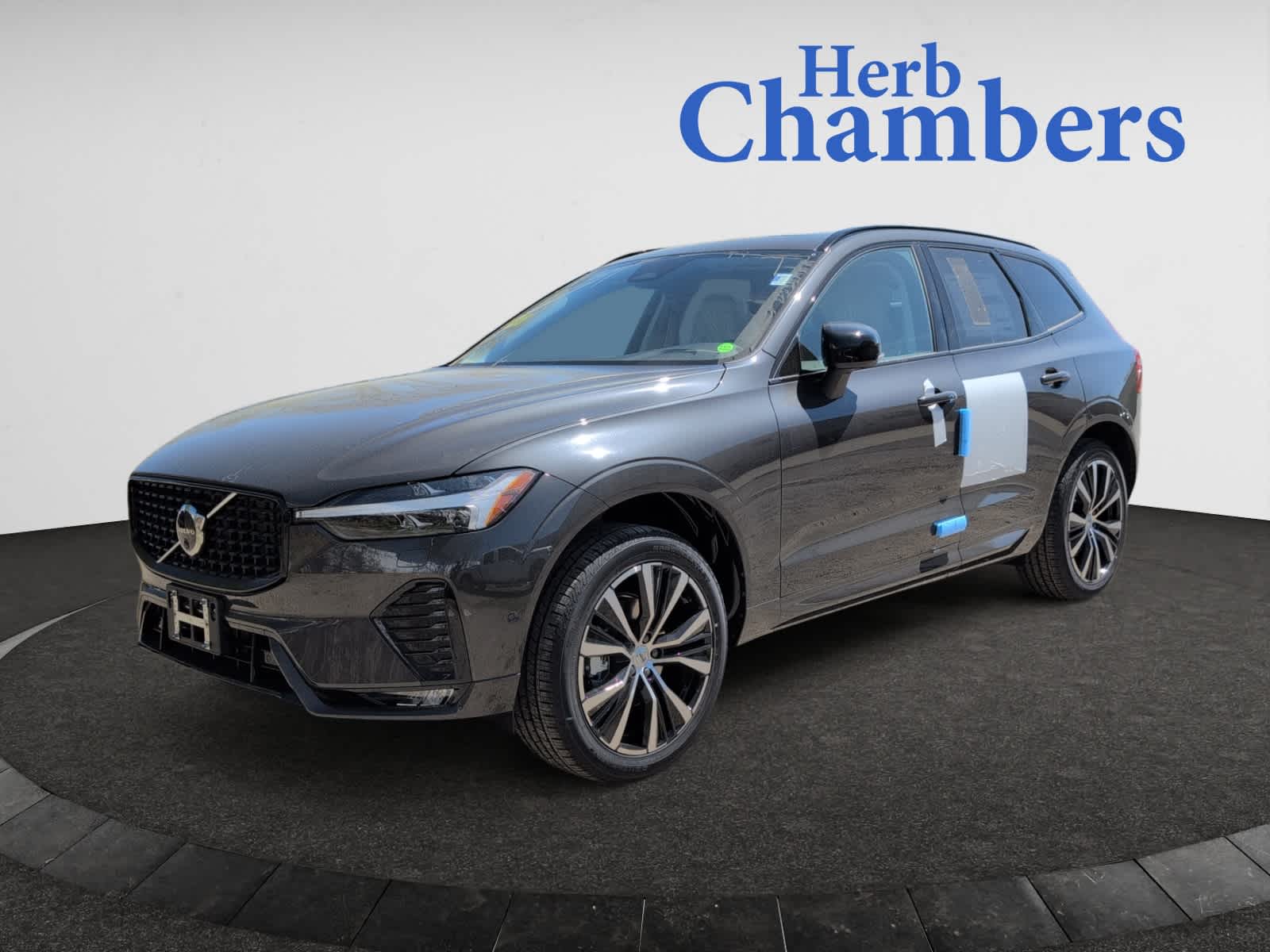 new 2025 Volvo XC60 car, priced at $56,505