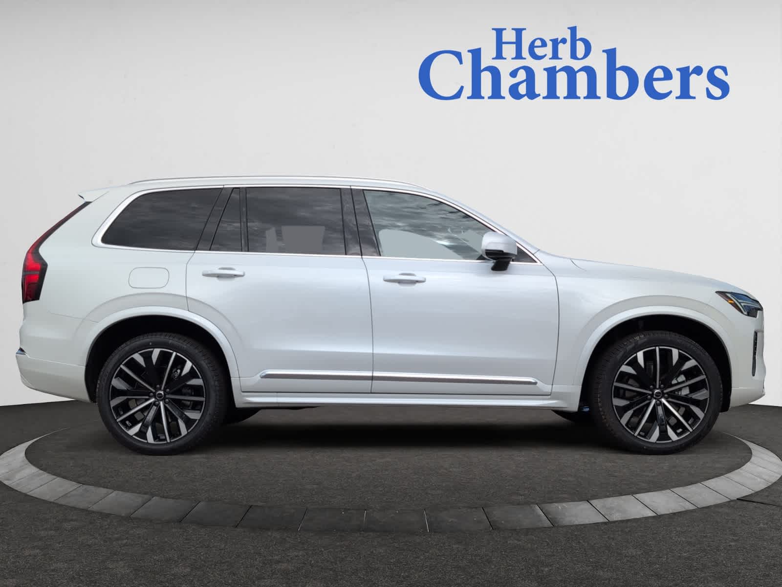 new 2025 Volvo XC90 car, priced at $60,545