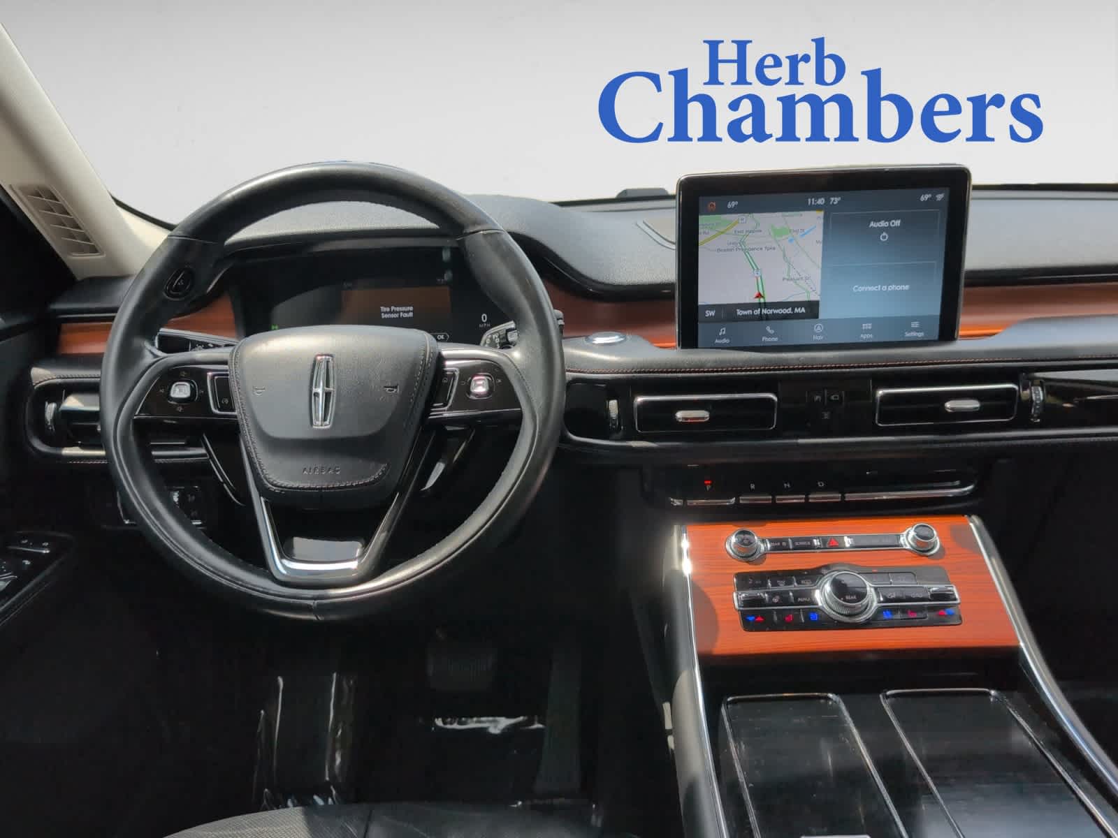 used 2020 Lincoln Aviator car, priced at $33,998
