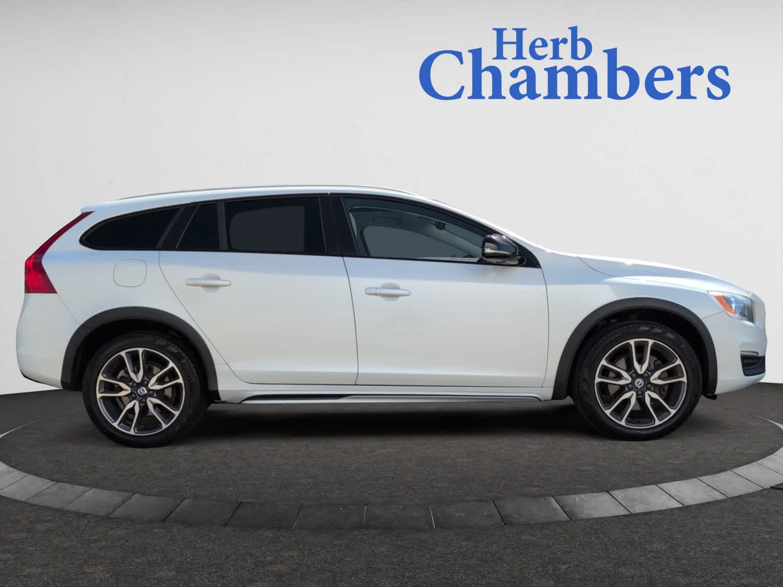 used 2017 Volvo V60 Cross Country car, priced at $19,998