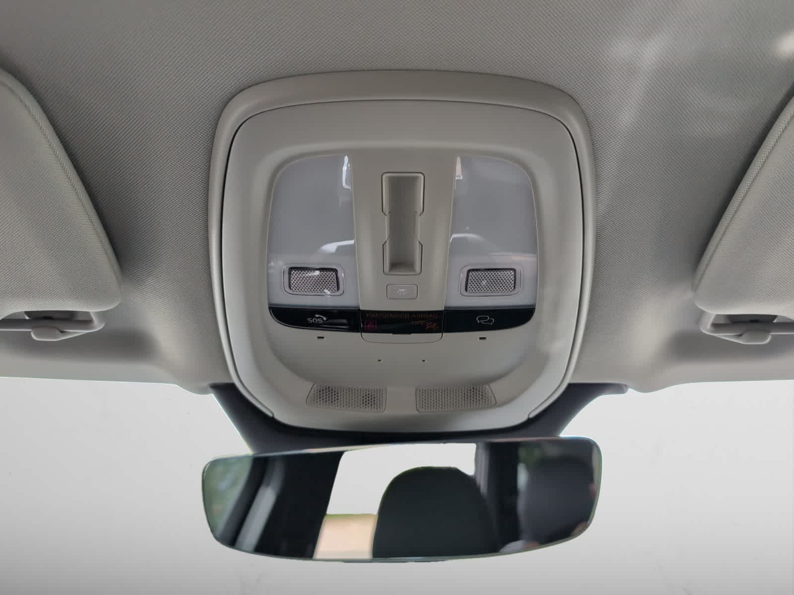 used 2025 Volvo XC90 plug-in hybrid car, priced at $68,998