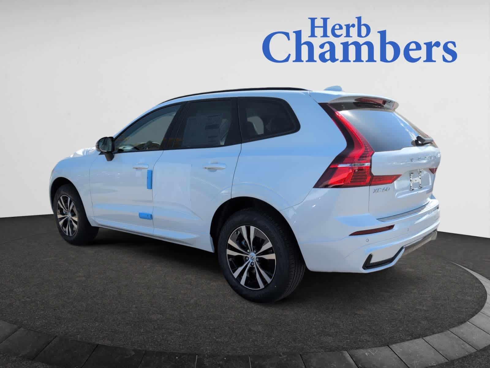 new 2025 Volvo XC60 car, priced at $50,300
