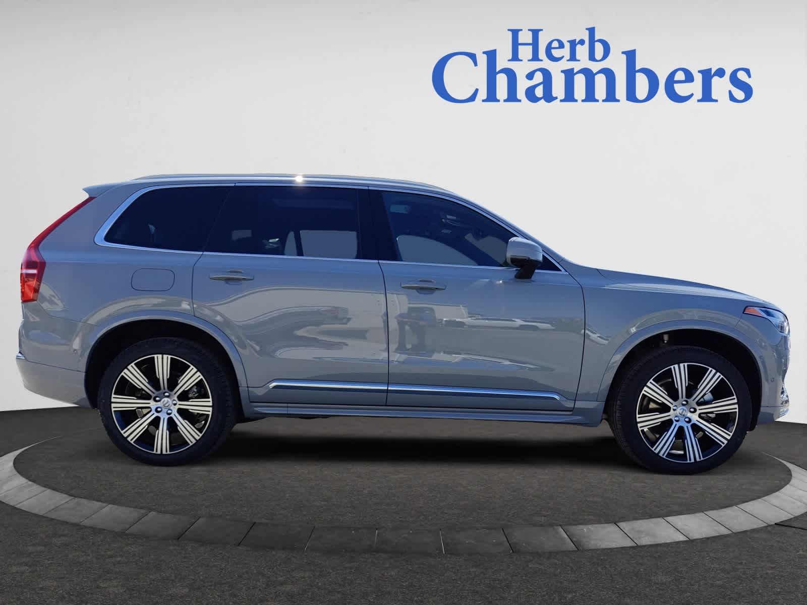 new 2025 Volvo XC90 II car, priced at $72,265