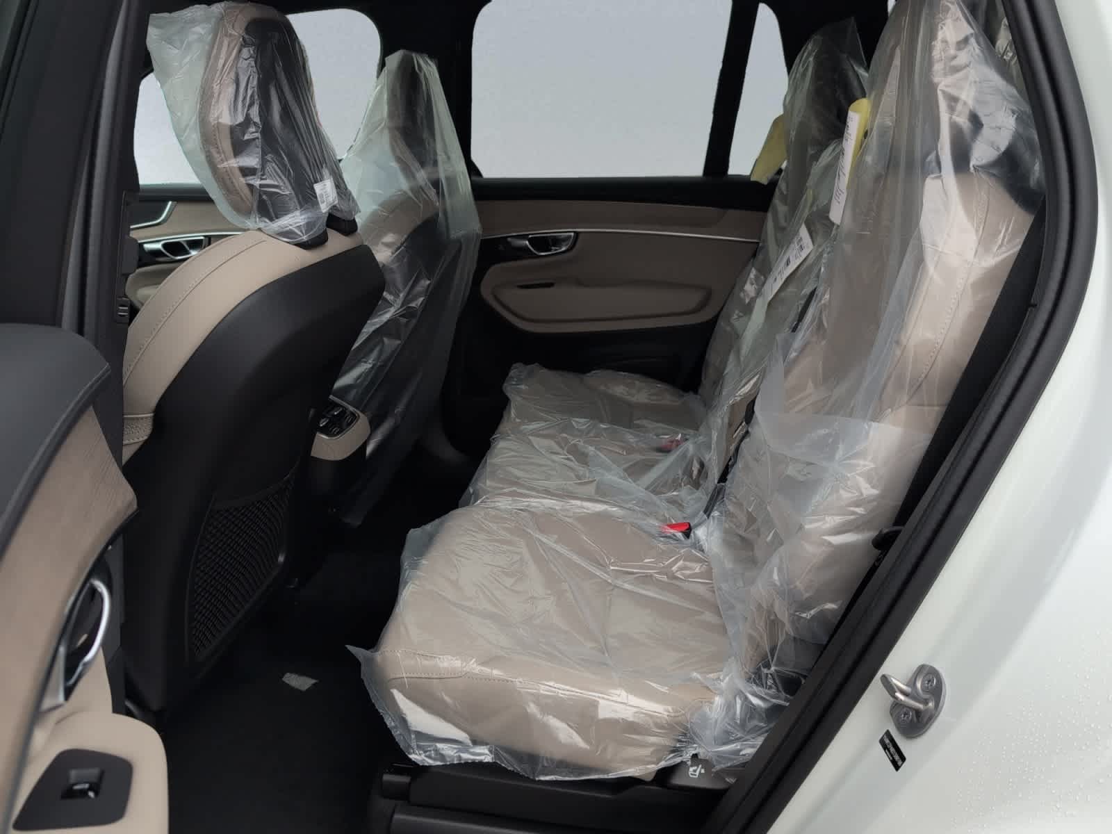 new 2025 Volvo XC90 car, priced at $59,745