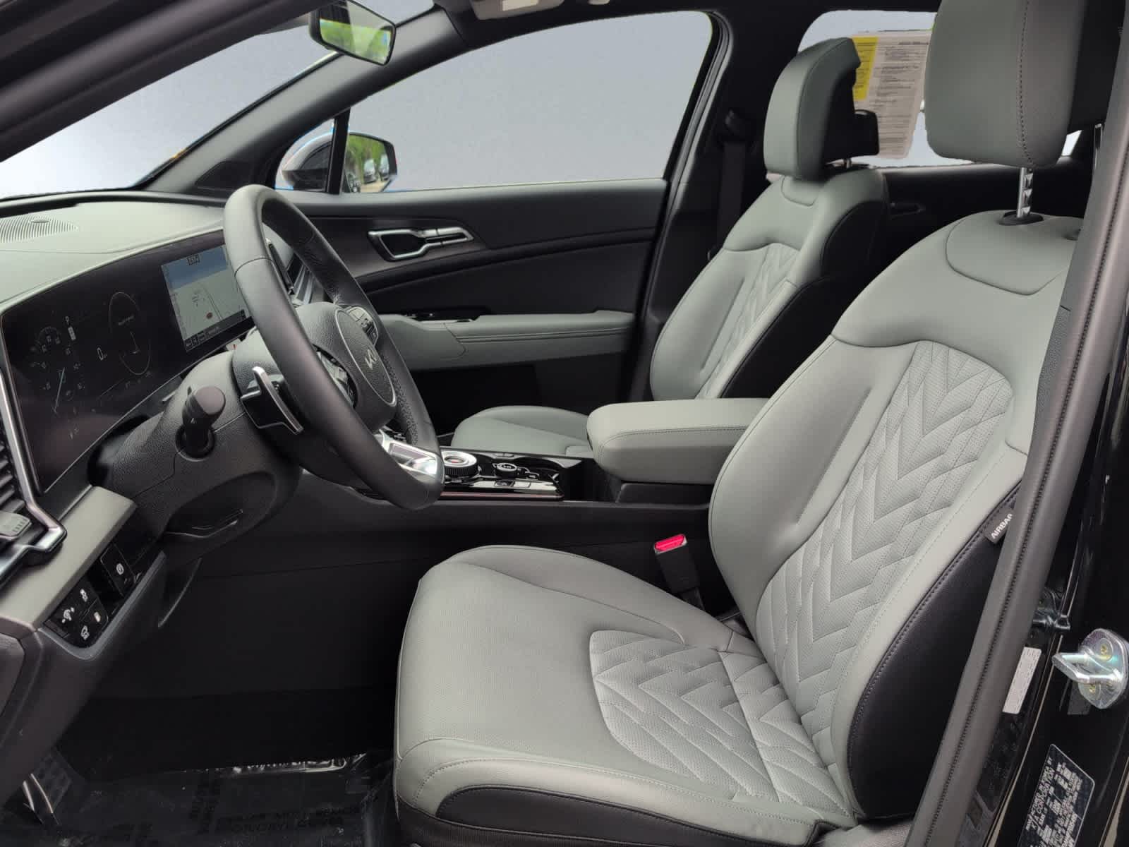 used 2023 Kia Sportage Plug-In Hybrid car, priced at $33,998