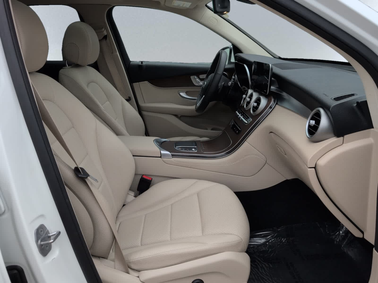 used 2021 Mercedes-Benz GLC 300 car, priced at $24,998