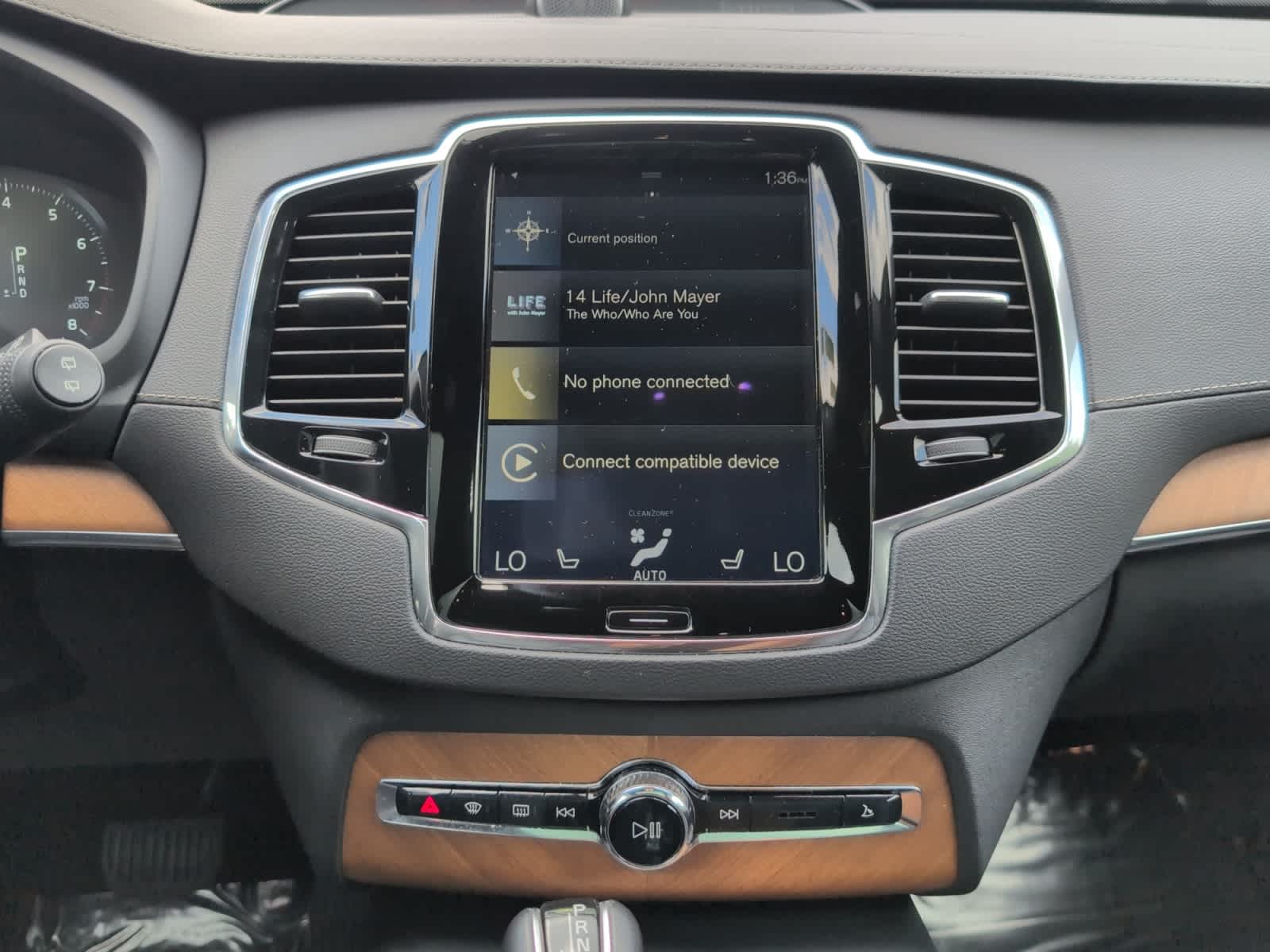 used 2018 Volvo XC90 car, priced at $23,998