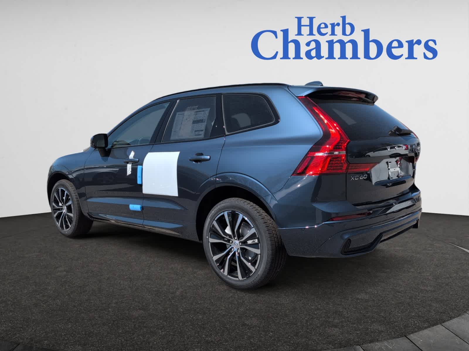new 2025 Volvo XC60 car, priced at $56,505