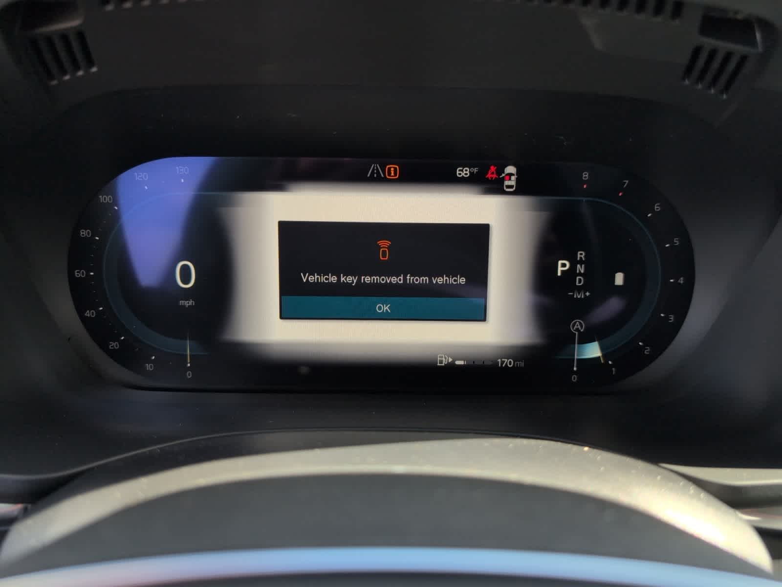 new 2025 Volvo XC60 car, priced at $50,300