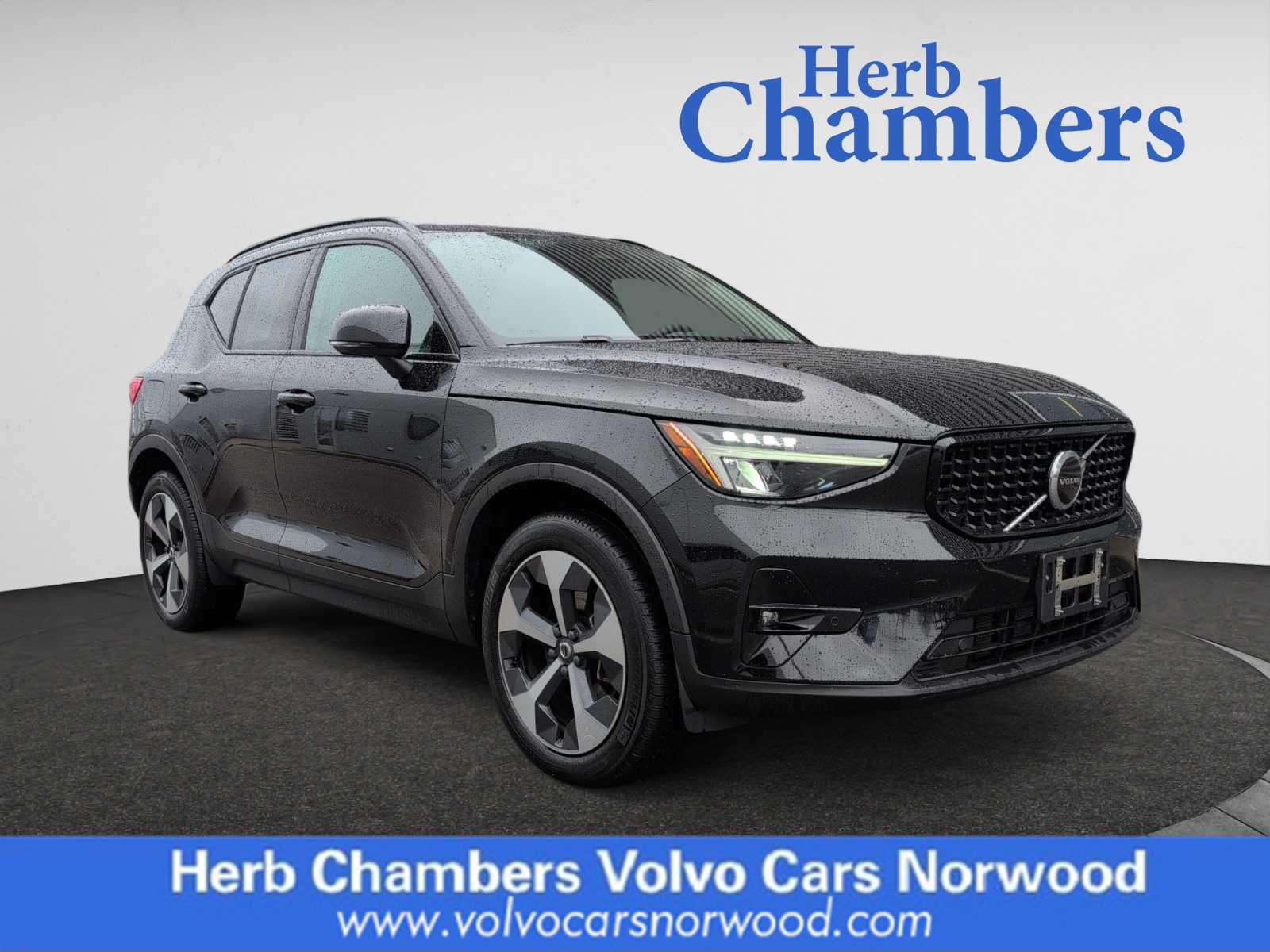 used 2023 Volvo XC40 car, priced at $37,998