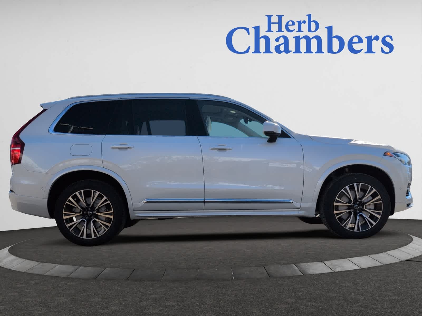 new 2025 Volvo XC90 plug-in hybrid car, priced at $76,875