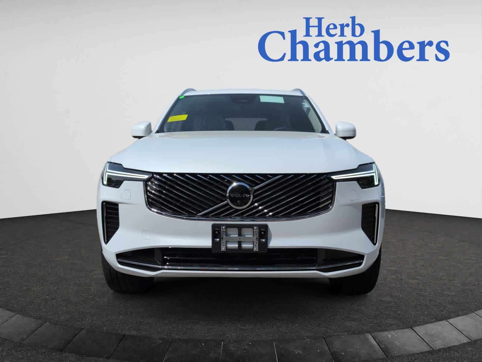 new 2025 Volvo XC90 car, priced at $69,155