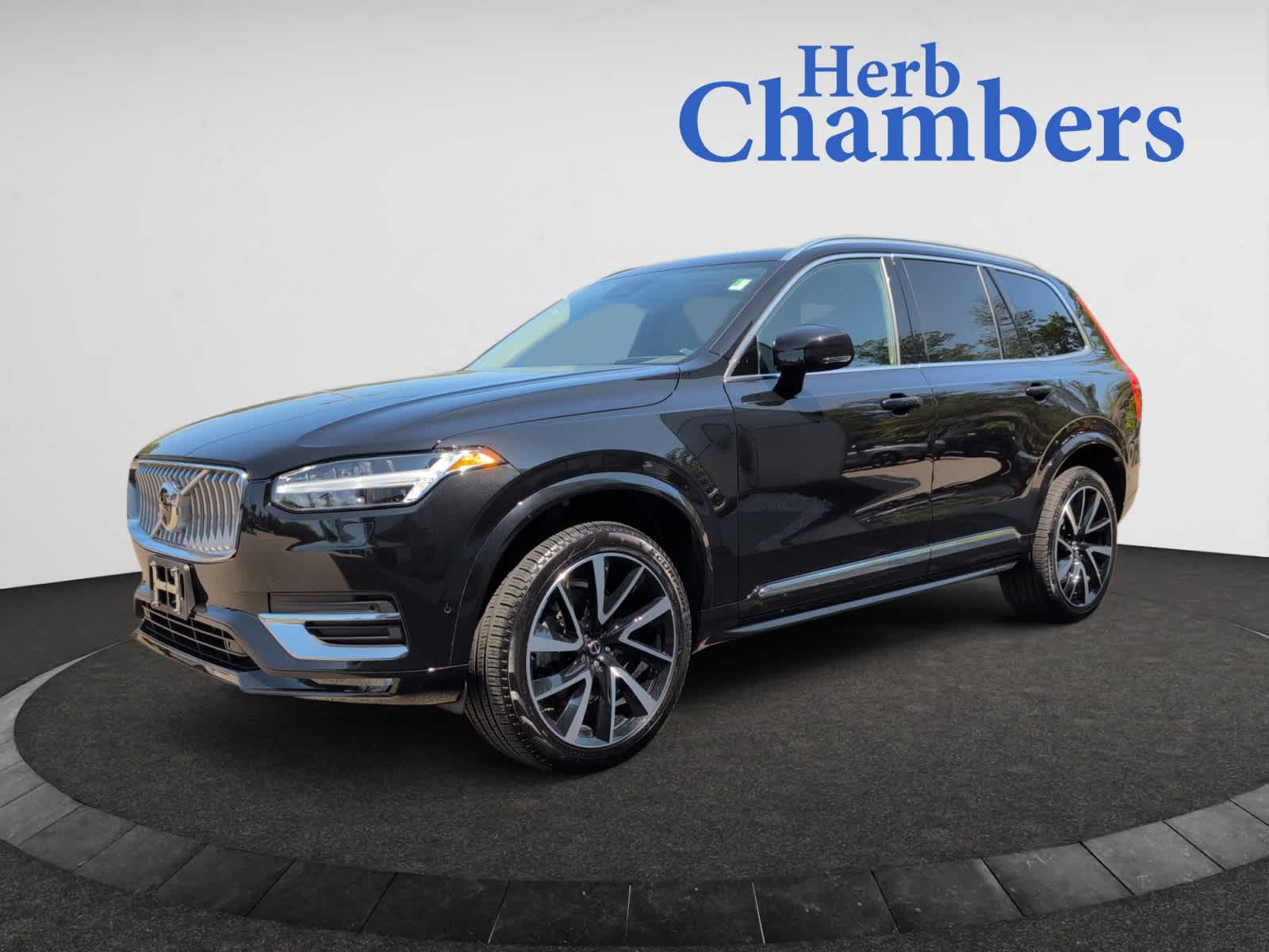 new 2024 Volvo XC90 car, priced at $79,015