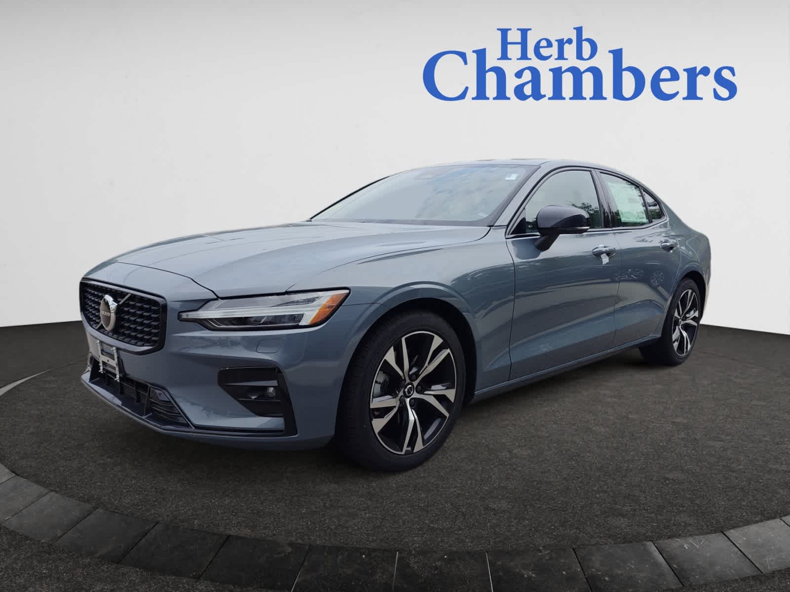 new 2024 Volvo S60 car, priced at $47,080